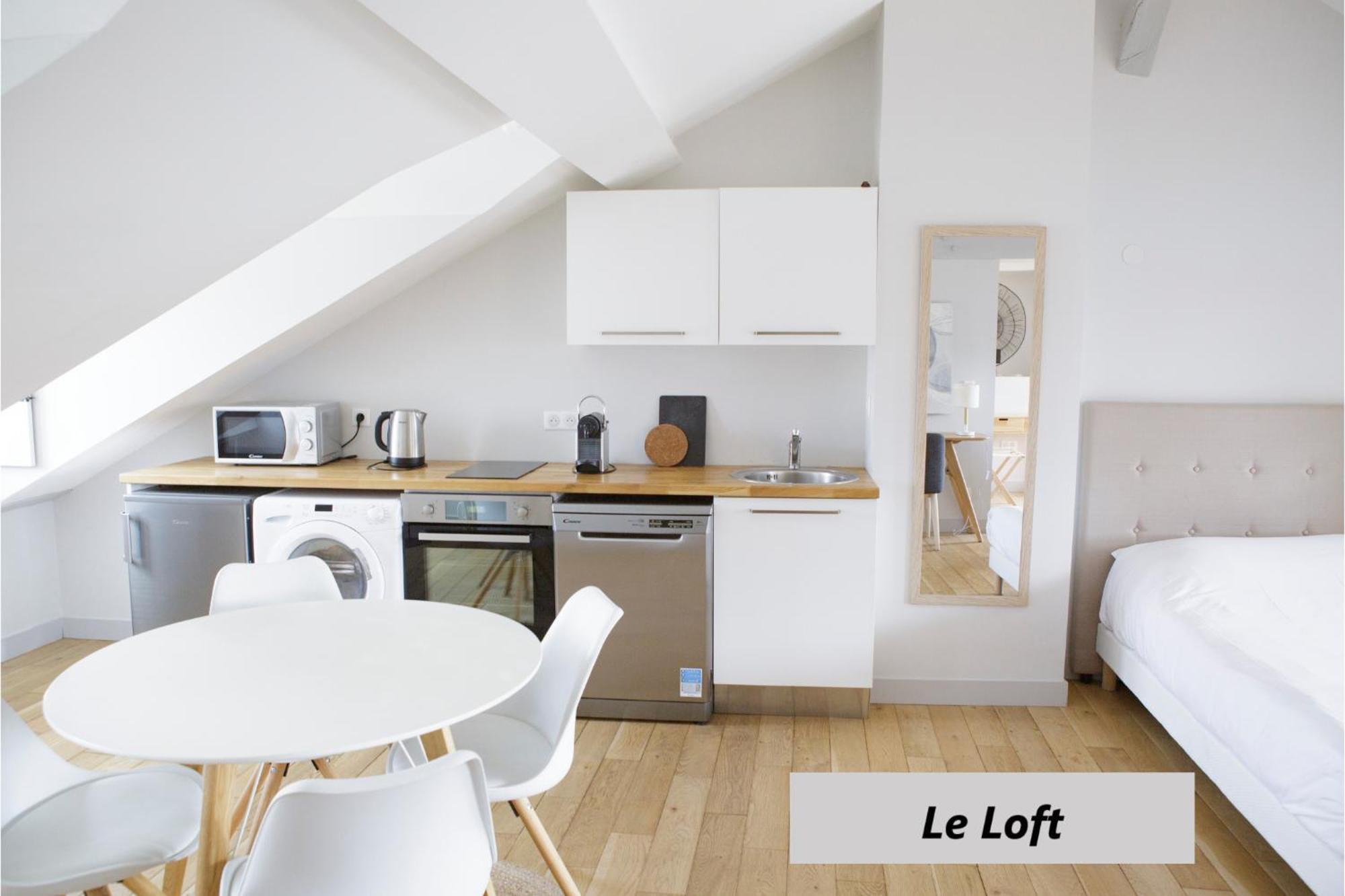 De L'oncle Louis Versailles