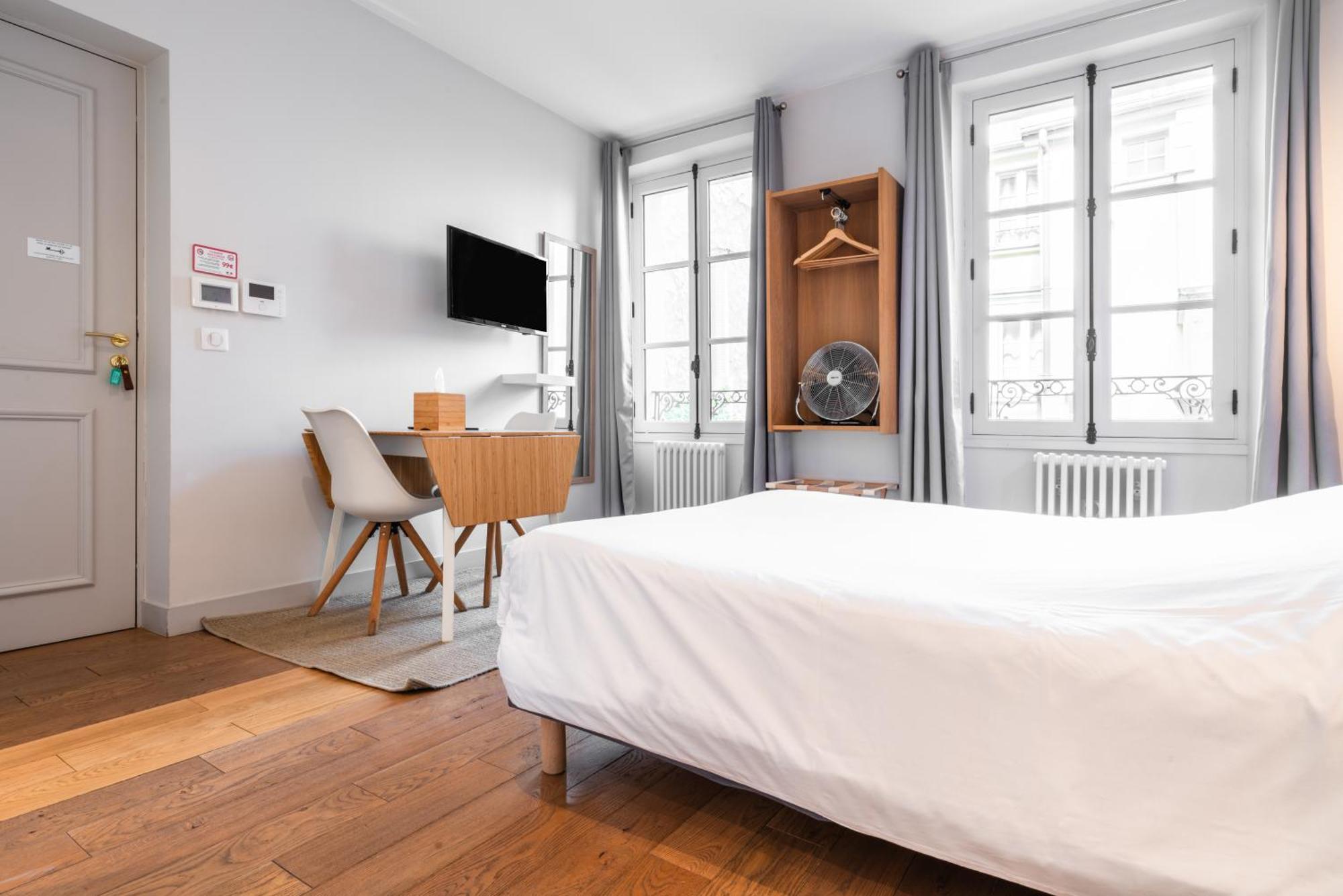 De L'oncle Louis Versailles
